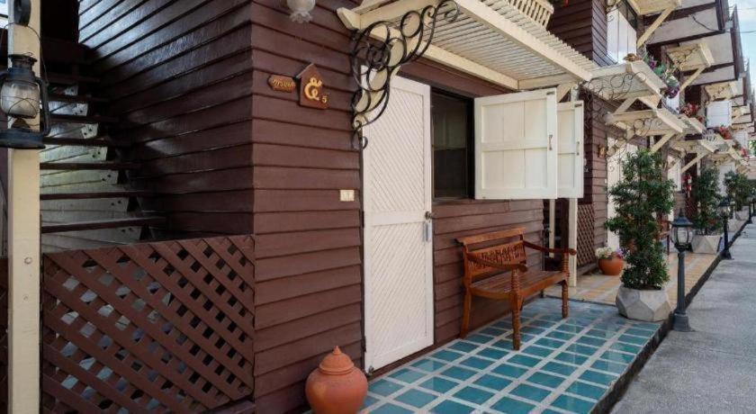 בנגקוק Resort Bangphlat מראה חיצוני תמונה